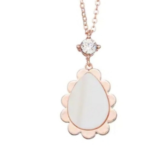 LC Mother-of-Pearl Scalloped Teardrop Pendant - Picture 2 of 2